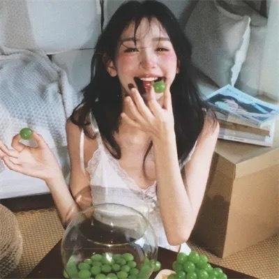 鲨鱼开大口